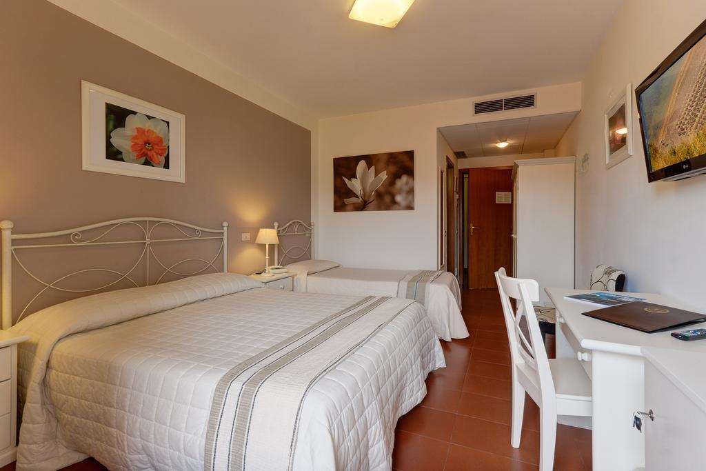 Hotel Giardino Suites And Spa - Numana Szoba fotó