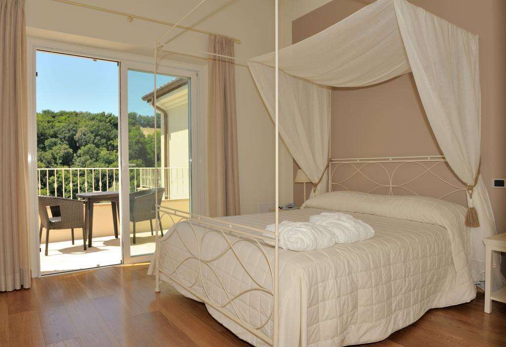 Hotel Giardino Suites And Spa - Numana Szoba fotó
