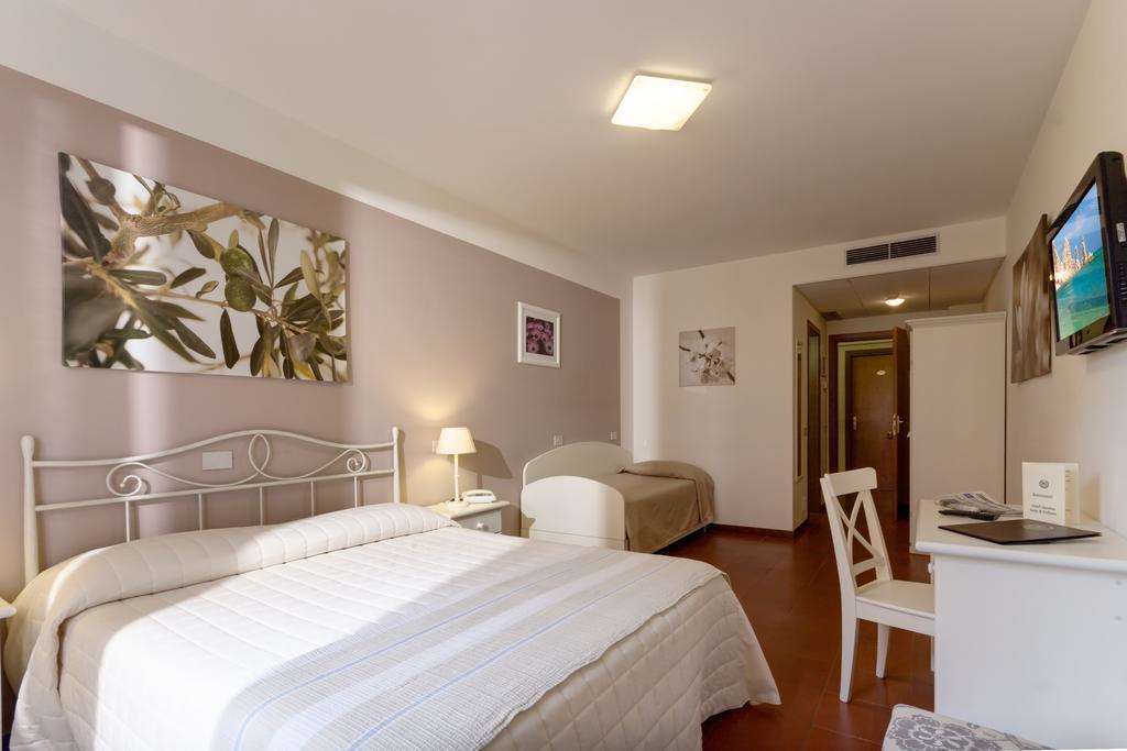 Hotel Giardino Suites And Spa - Numana Szoba fotó