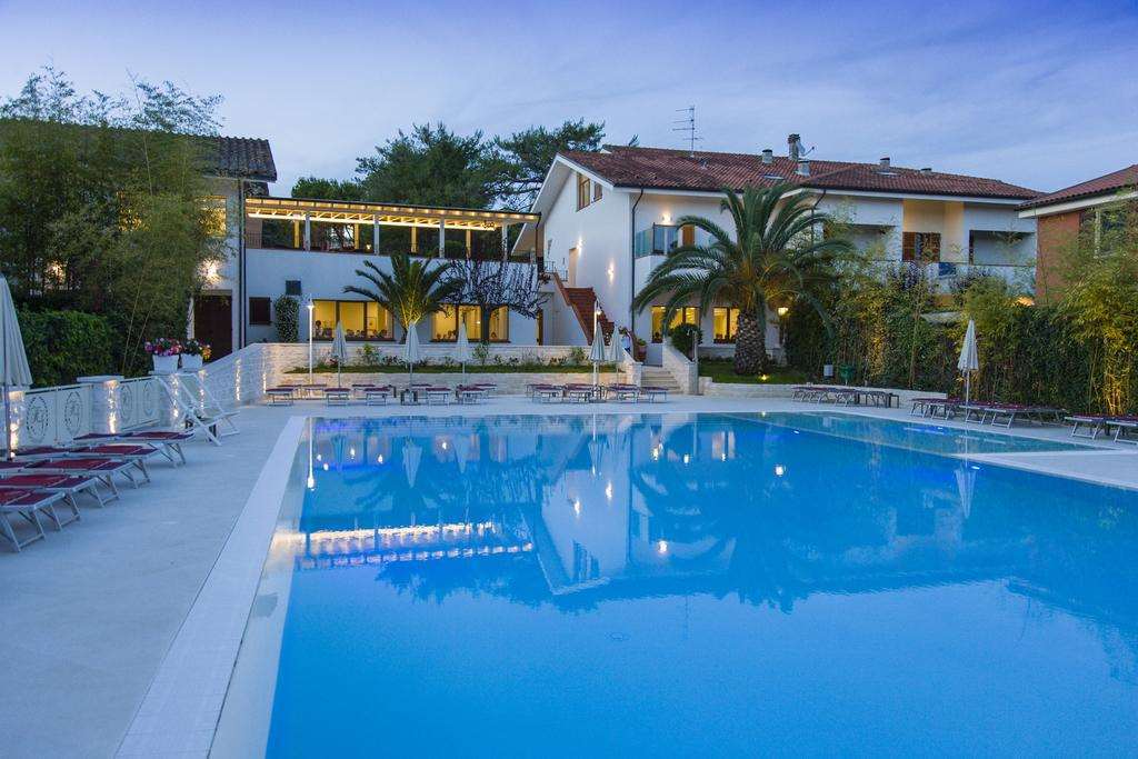 Hotel Giardino Suites And Spa - Numana Létesítmények fotó